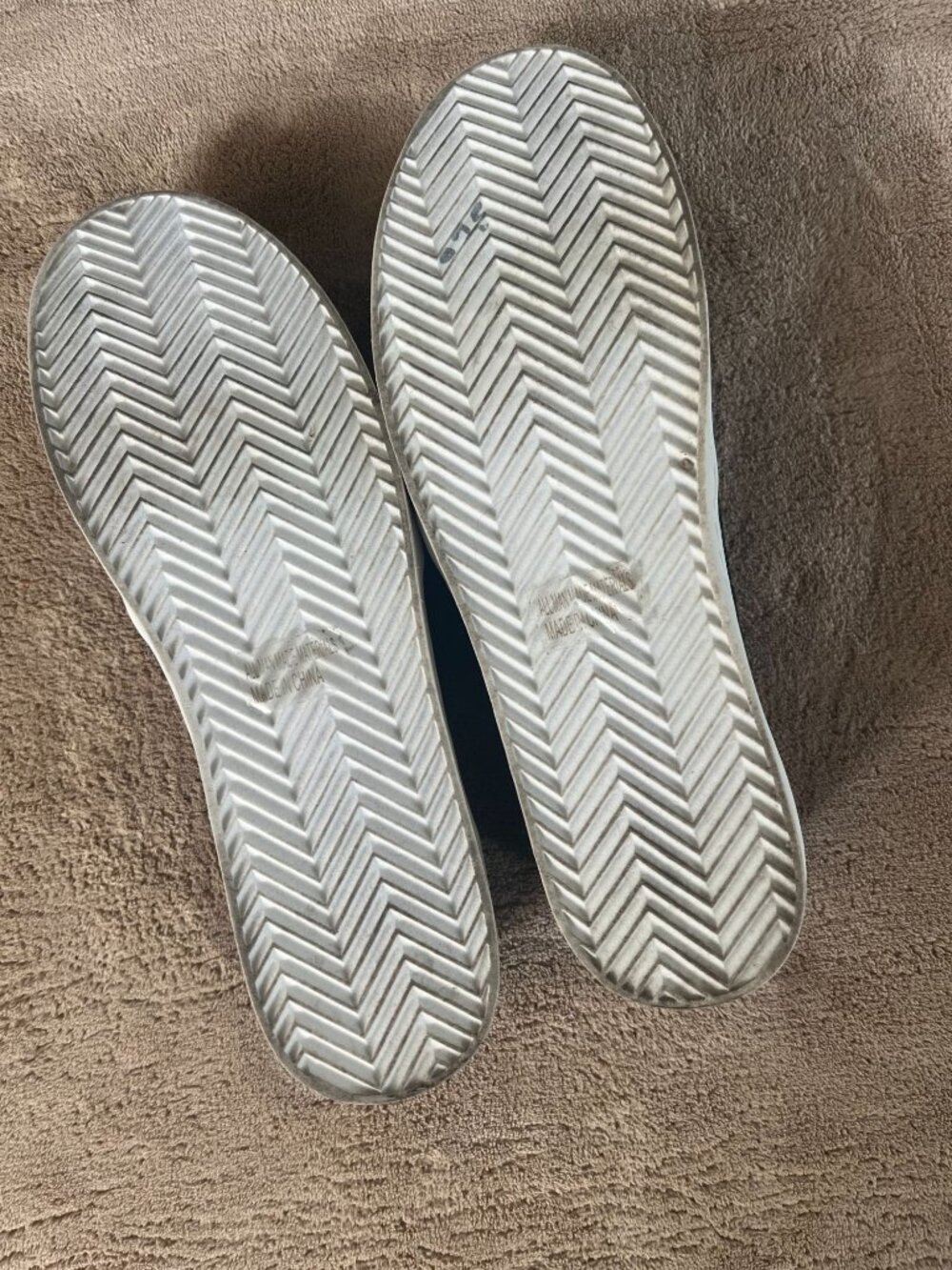 Report Womens Black Slip-On Woven Sneakers Size 9.5 Casual Comfort Shoes - Picture 4 of 4
